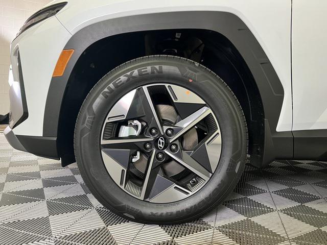 new 2026 Hyundai TUCSON Hybrid car, priced at $34,805