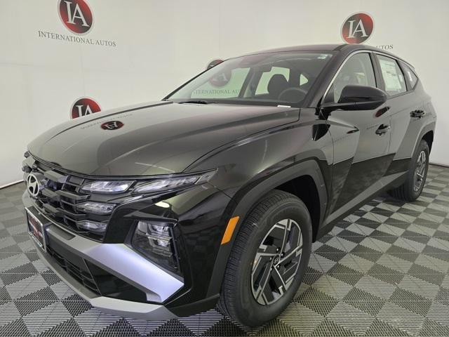 new 2026 Hyundai TUCSON Hybrid car, priced at $32,005