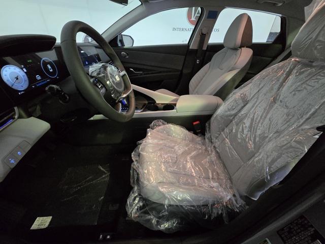 new 2025 Hyundai Elantra car, priced at $27,256