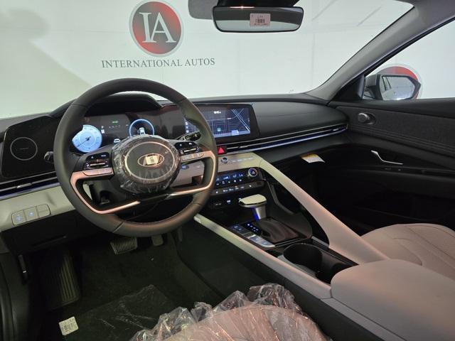 new 2025 Hyundai Elantra car, priced at $27,256