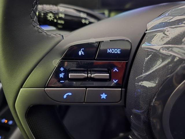 new 2025 Hyundai Elantra car, priced at $27,256