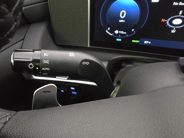 new 2025 Hyundai TUCSON Hybrid car, priced at $37,560