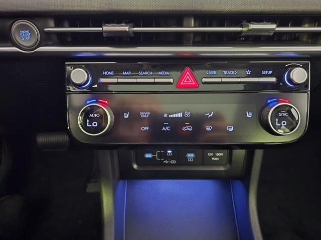 new 2025 Hyundai TUCSON Hybrid car, priced at $37,560