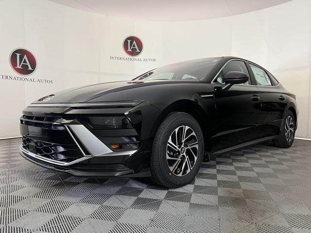 new 2026 Hyundai Sonata Hybrid car, priced at $30,605