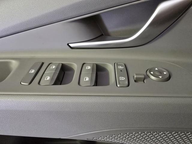 new 2025 Hyundai Elantra car, priced at $26,475