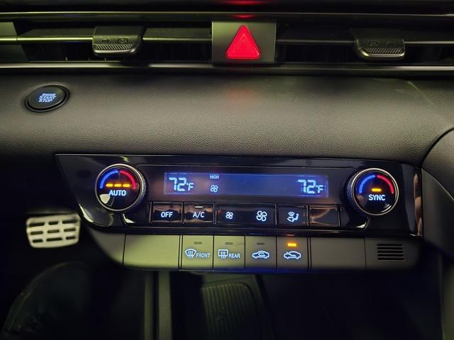 new 2025 Hyundai Elantra car, priced at $23,260