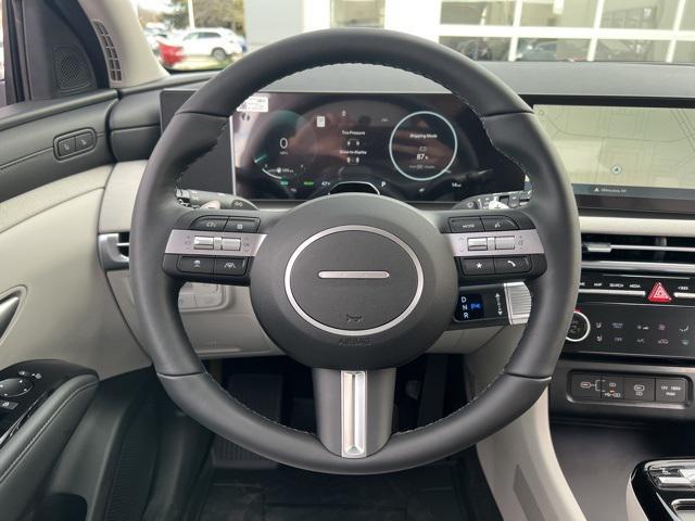 new 2026 Hyundai TUCSON Hybrid car, priced at $41,760