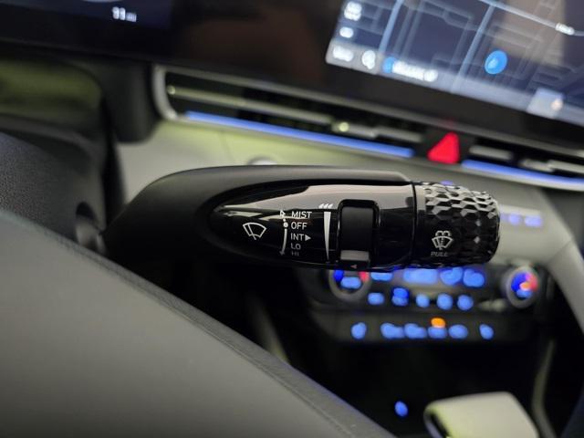 new 2025 Hyundai Elantra car, priced at $27,179