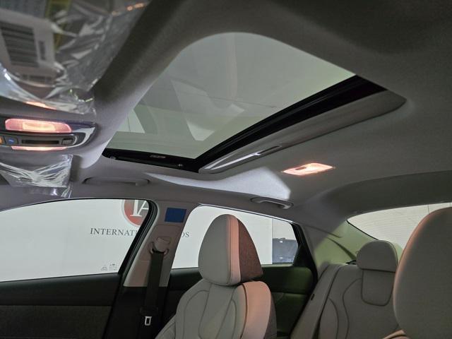 new 2025 Hyundai Elantra car, priced at $27,179