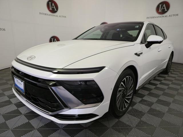 used 2024 Hyundai Sonata Hybrid car, priced at $33,995