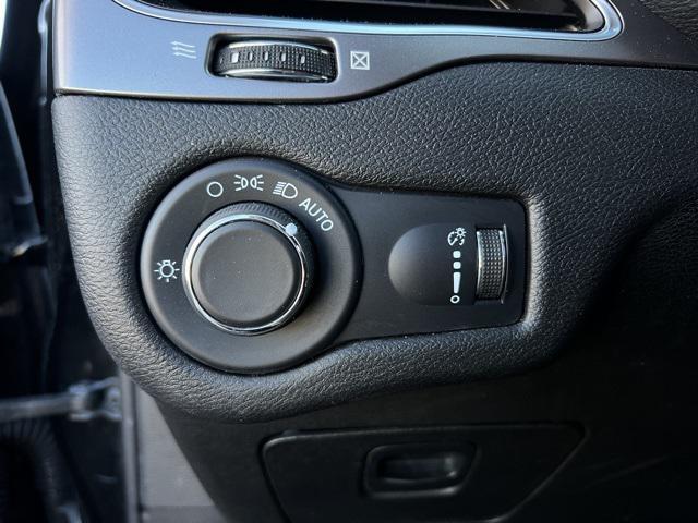 used 2021 Jeep Cherokee car, priced at $16,449