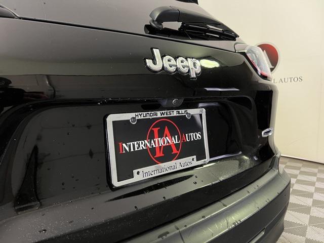 used 2021 Jeep Cherokee car, priced at $16,449