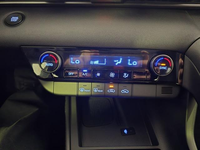 new 2025 Hyundai Elantra car, priced at $23,204