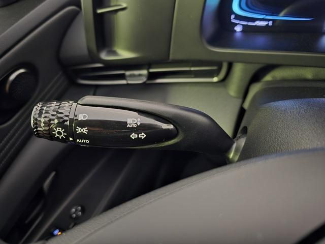 new 2025 Hyundai Elantra car, priced at $23,204