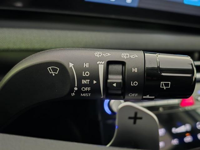 new 2026 Hyundai TUCSON Hybrid car, priced at $34,805