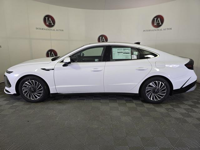 new 2025 Hyundai Sonata Hybrid car, priced at $38,090