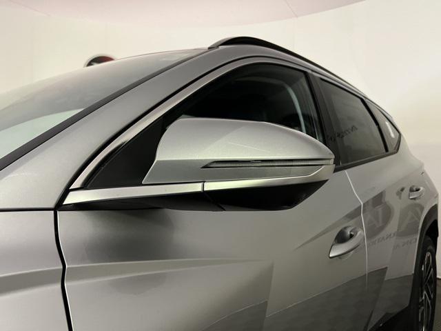 new 2026 Hyundai TUCSON Hybrid car, priced at $41,425