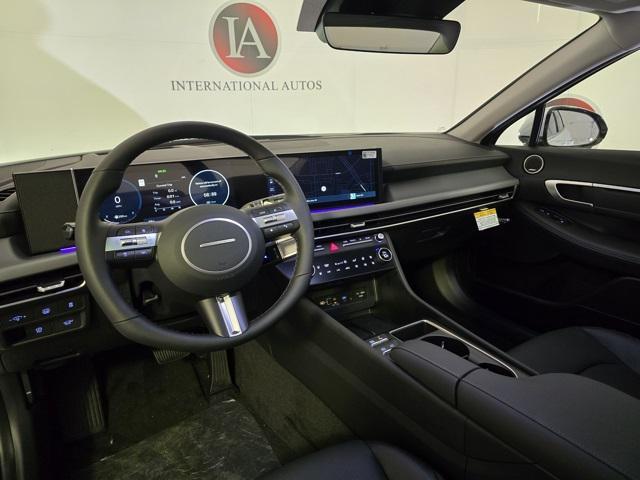 new 2025 Hyundai Sonata Hybrid car, priced at $38,688
