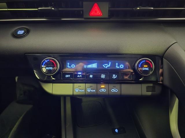 new 2025 Hyundai Elantra car, priced at $22,870