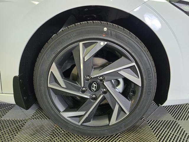 new 2025 Hyundai Elantra car, priced at $22,870