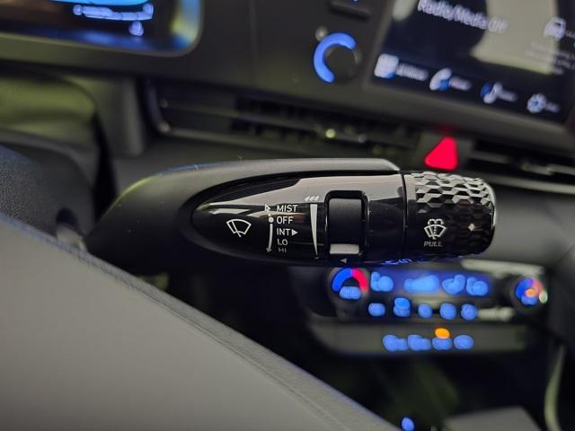 new 2025 Hyundai Elantra car, priced at $22,870