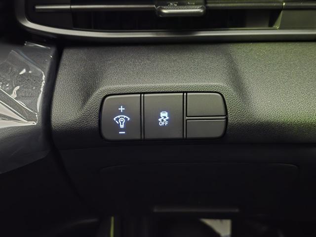 new 2025 Hyundai Elantra car, priced at $22,870