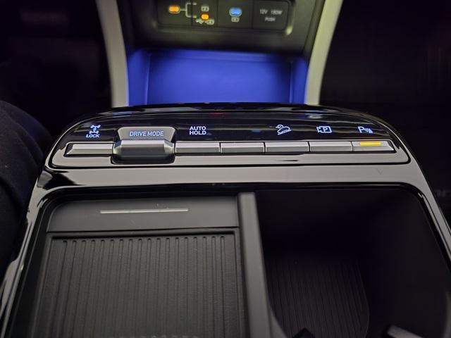 new 2026 Hyundai TUCSON Hybrid car, priced at $41,760