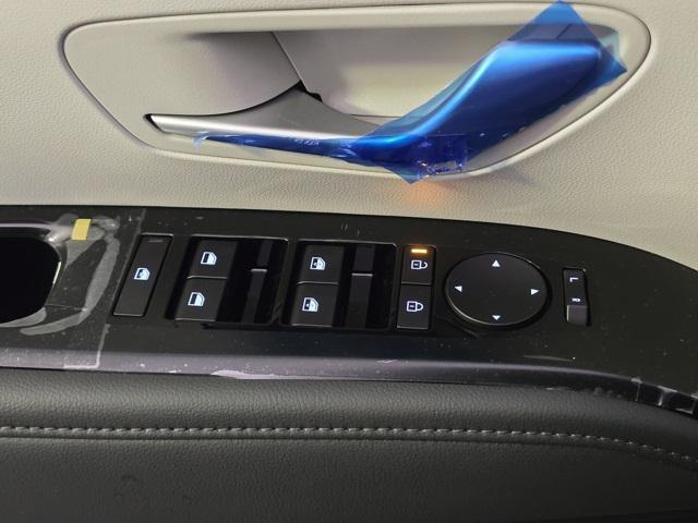 new 2026 Hyundai TUCSON Hybrid car, priced at $41,760