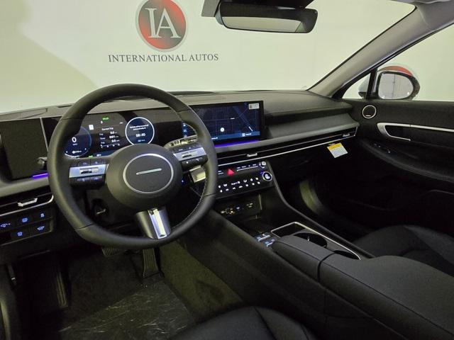 new 2025 Hyundai Sonata Hybrid car, priced at $38,685
