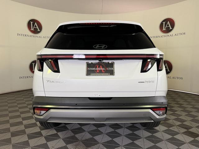 new 2026 Hyundai TUCSON Hybrid car, priced at $42,260