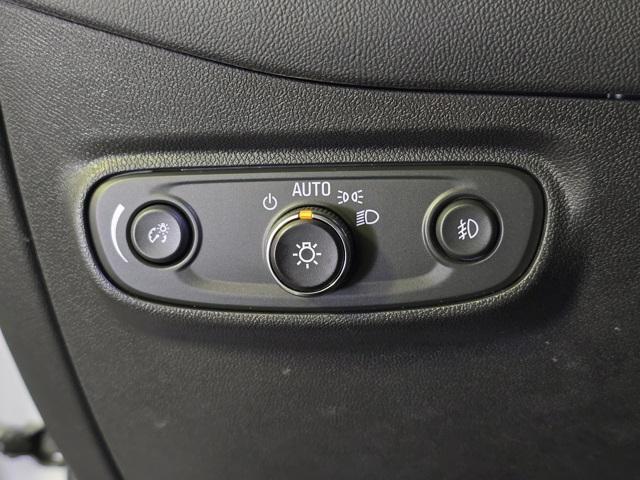 used 2021 Chevrolet Equinox car, priced at $21,385