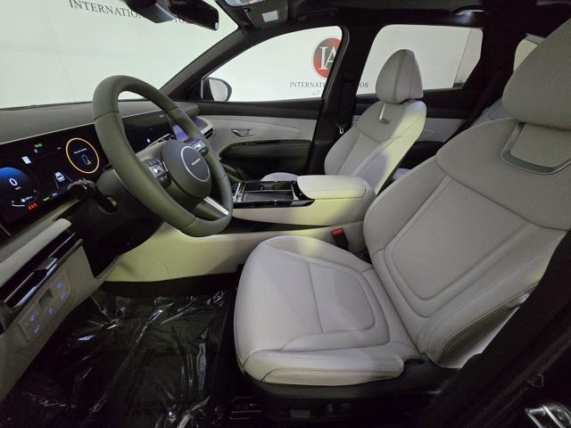 new 2025 Hyundai TUCSON Hybrid car, priced at $42,245