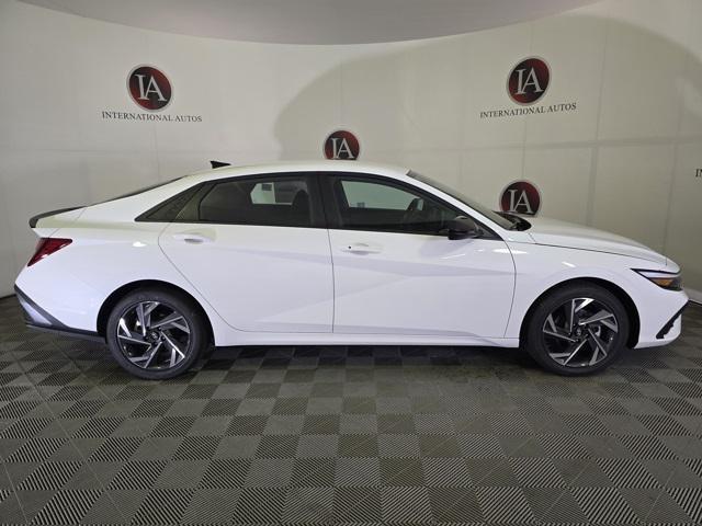 new 2025 Hyundai Elantra car, priced at $24,064
