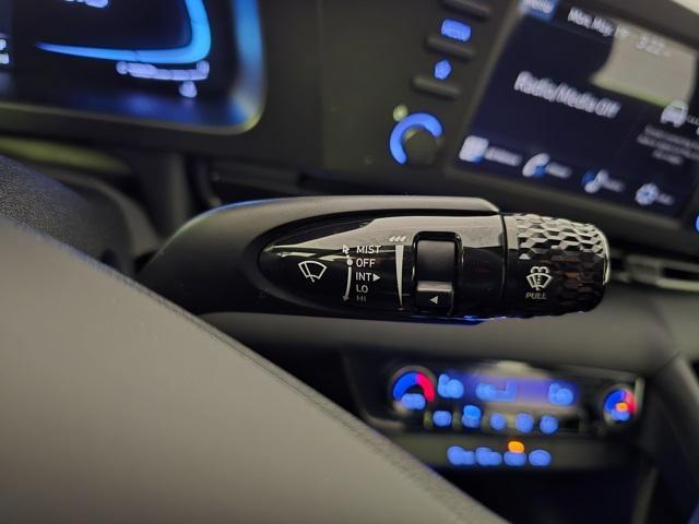 new 2025 Hyundai Elantra car, priced at $24,064