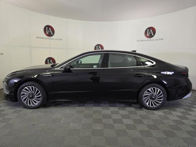 used 2024 Hyundai Sonata Hybrid car, priced at $33,455