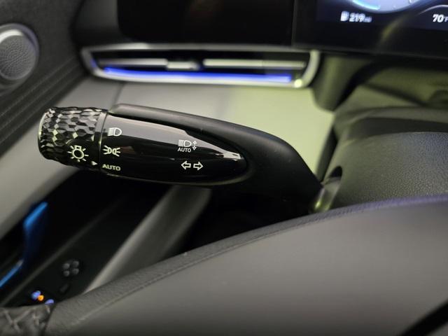new 2025 Hyundai Elantra car, priced at $27,179