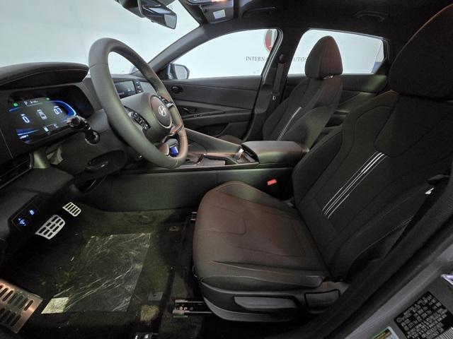 new 2025 Hyundai Elantra car, priced at $22,900