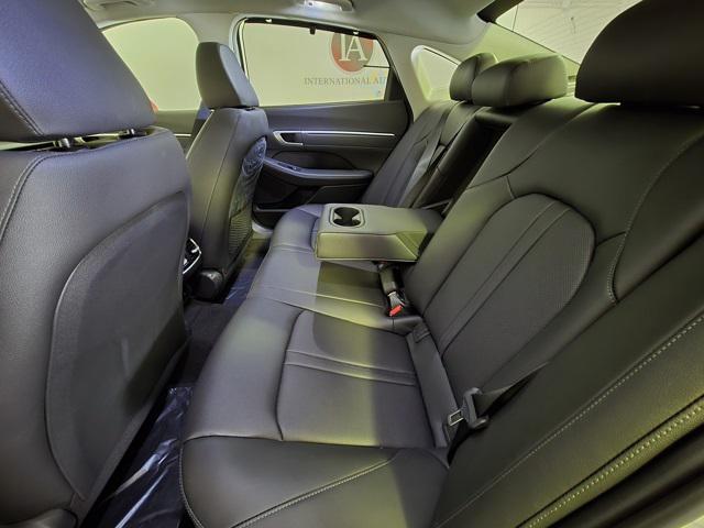 new 2025 Hyundai Sonata Hybrid car, priced at $39,128