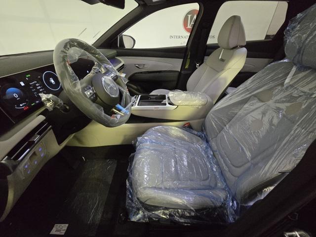 new 2025 Hyundai TUCSON Hybrid car, priced at $40,986