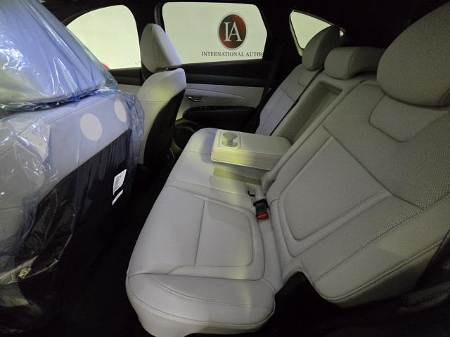 new 2025 Hyundai TUCSON Hybrid car, priced at $40,986