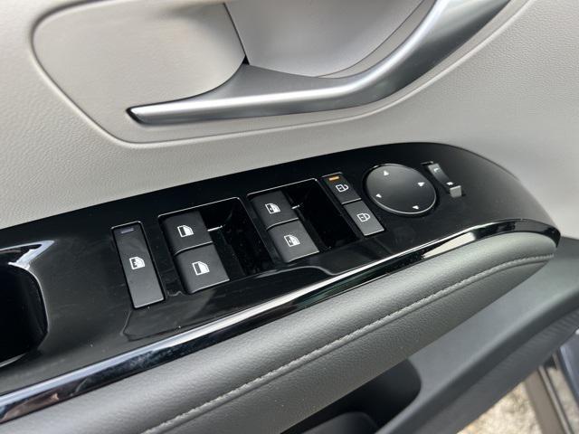 new 2026 Hyundai TUCSON Hybrid car, priced at $41,760
