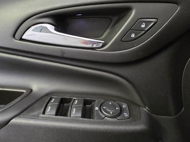 used 2020 Chevrolet Equinox car, priced at $17,495