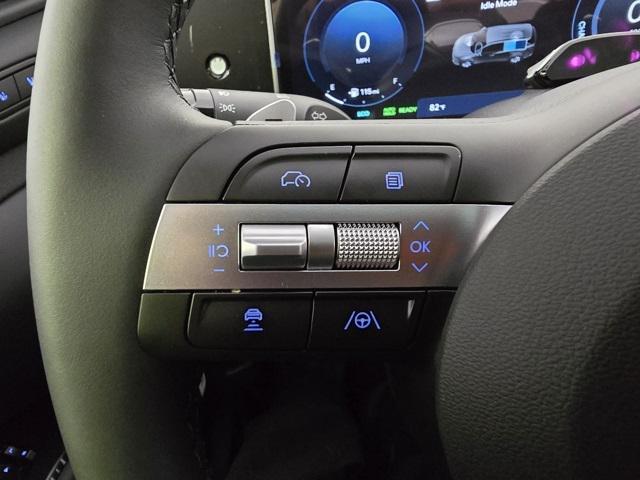 new 2025 Hyundai TUCSON Hybrid car, priced at $42,175