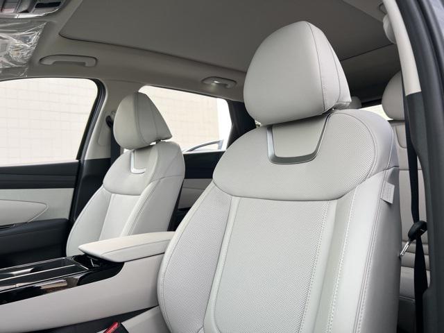 new 2026 Hyundai TUCSON Hybrid car, priced at $41,320