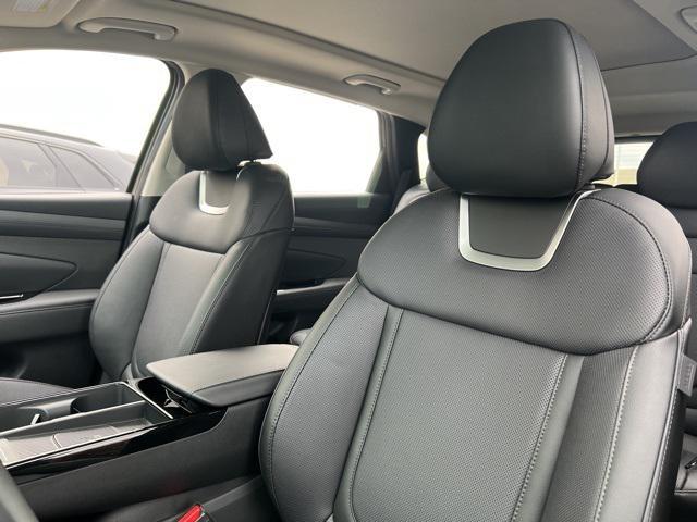 new 2026 Hyundai TUCSON Hybrid car, priced at $41,760