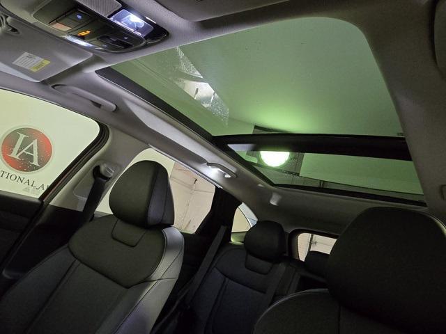 new 2025 Hyundai TUCSON Hybrid car, priced at $37,065