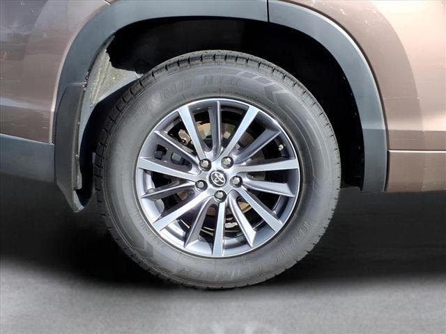used 2017 Toyota Highlander car, priced at $22,000
