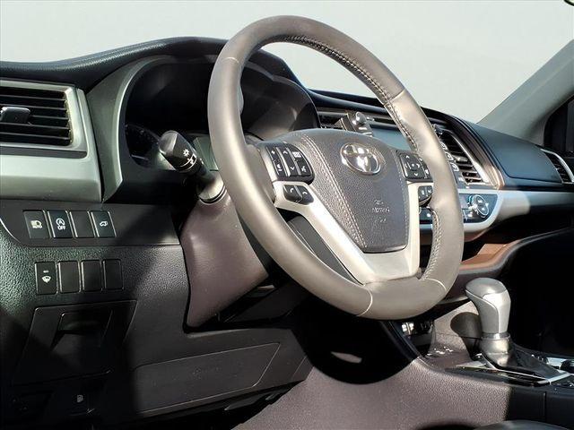 used 2017 Toyota Highlander car, priced at $22,000
