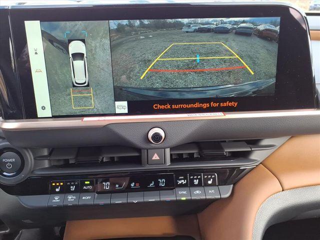 new 2025 Toyota Crown Signia car, priced at $48,672