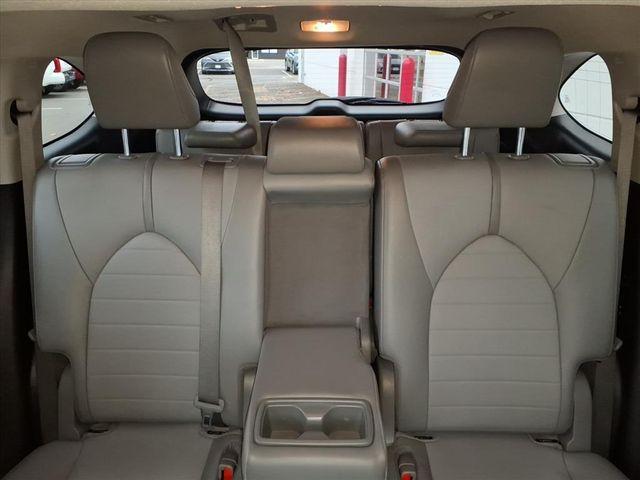 used 2021 Toyota Highlander car, priced at $33,500